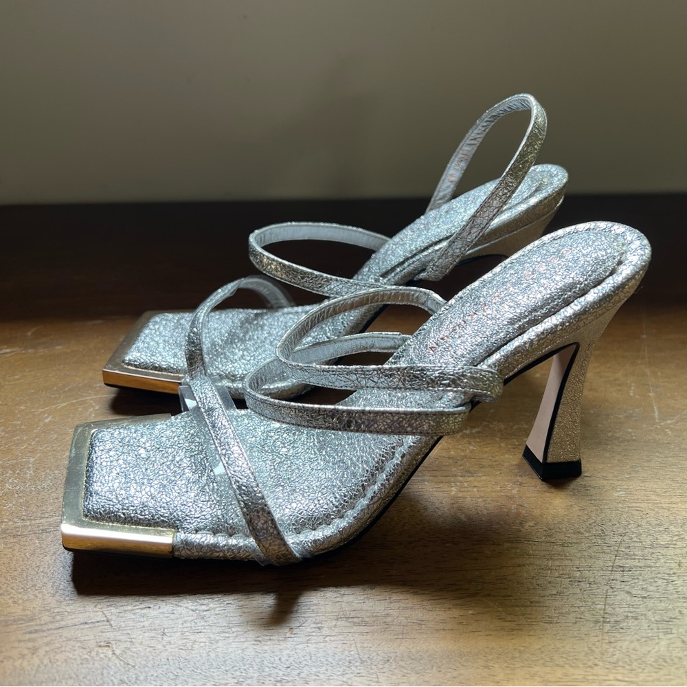 NWOT Good American Heels